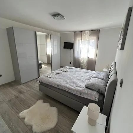 Ariana Apartman